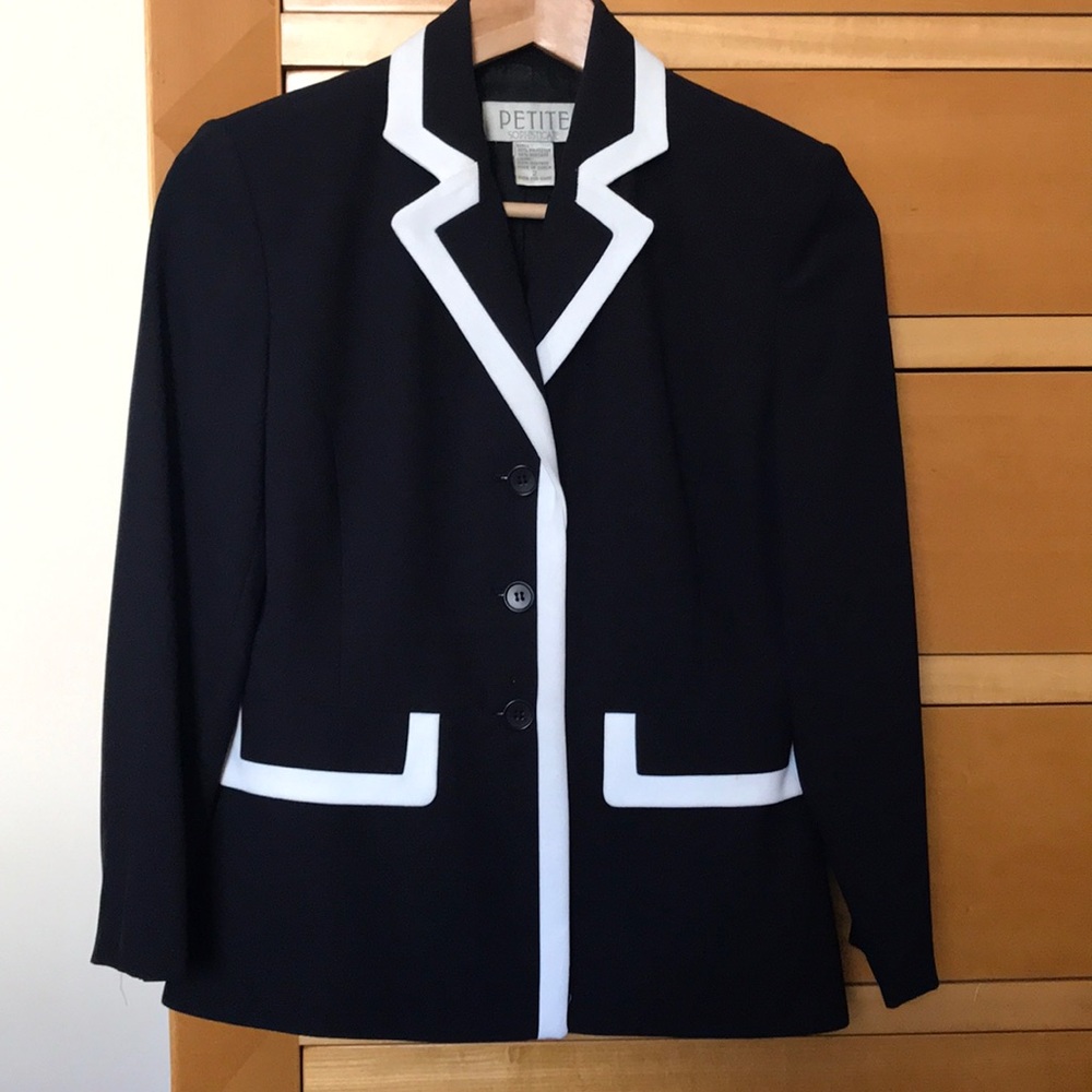 Gorgeous navy and white, three button blazer
